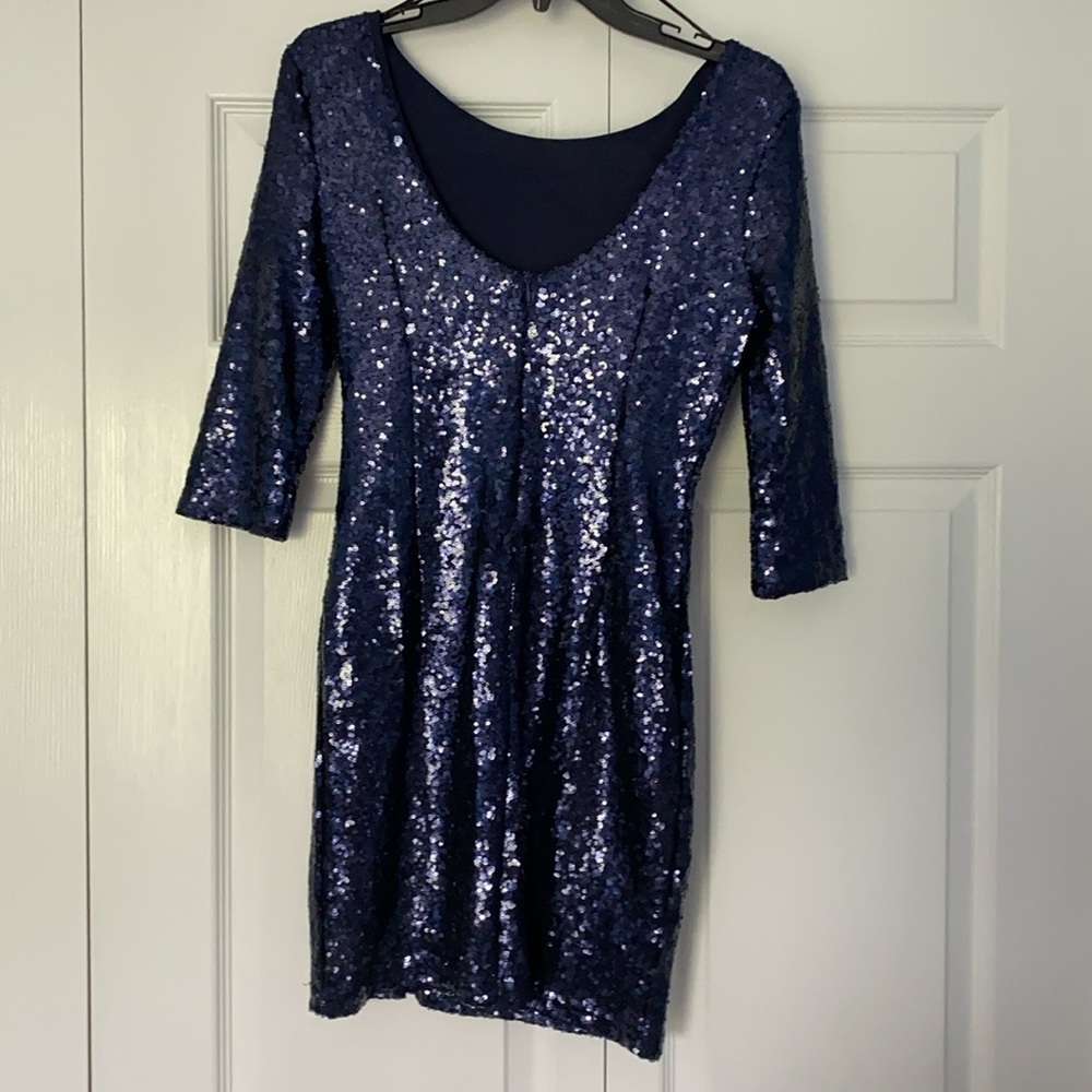 Lulu’s Sequin Dress - Picture 3 of 3